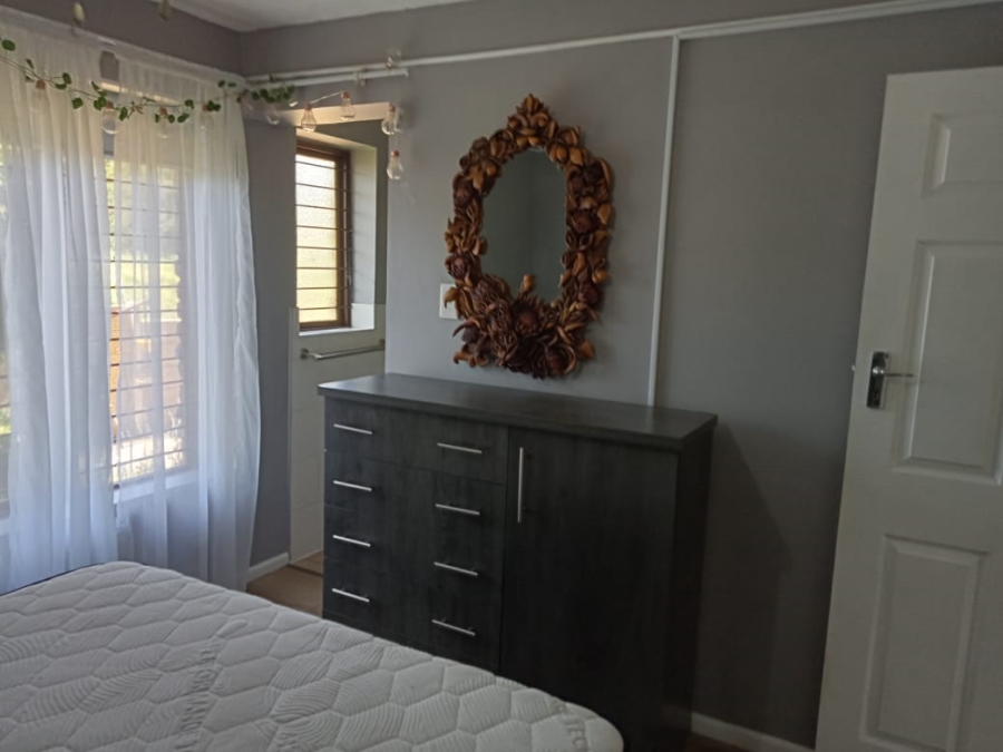 To Let 2 Bedroom Property for Rent in Heatherlands Western Cape